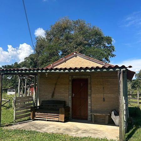 Chales E Camping Taquaral São Tomé das Letras 外观 照片